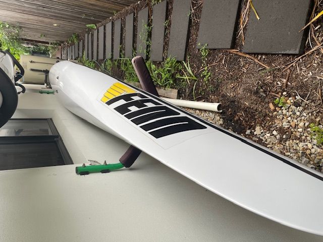 Selling Blue Fin Carbon Hybrid
